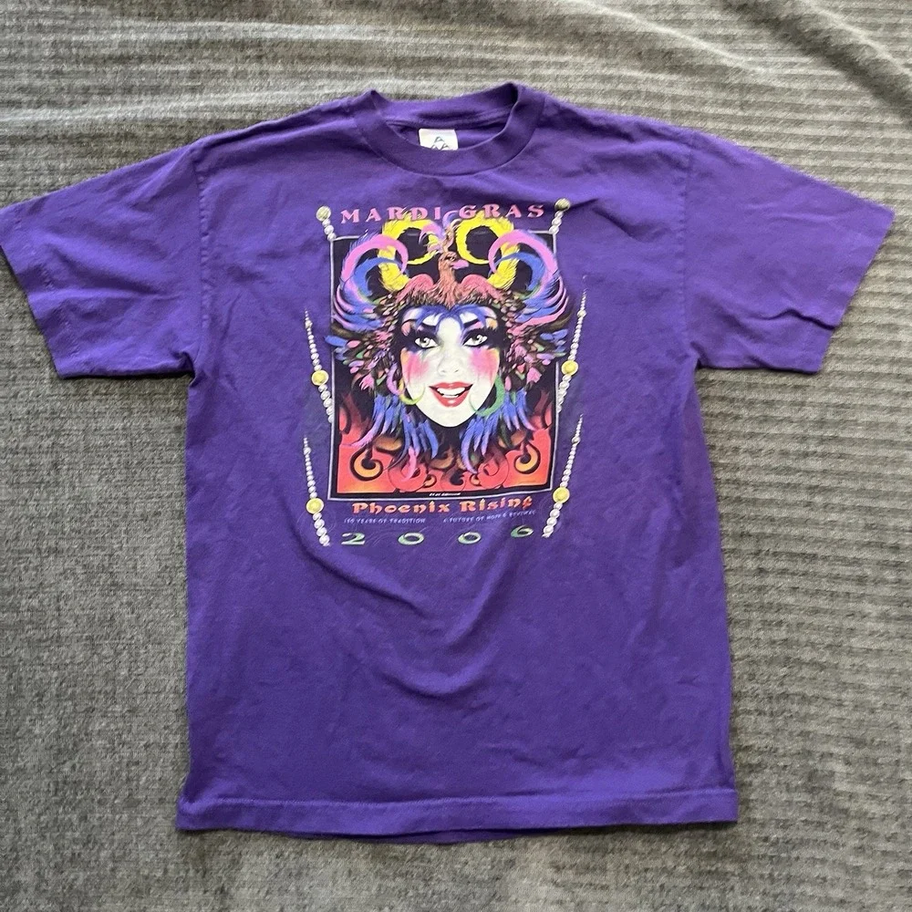 Vintage Y2K 2006 Mardi Gras Jester Souvenir T-Shirt USA Made Size Medium 20 year